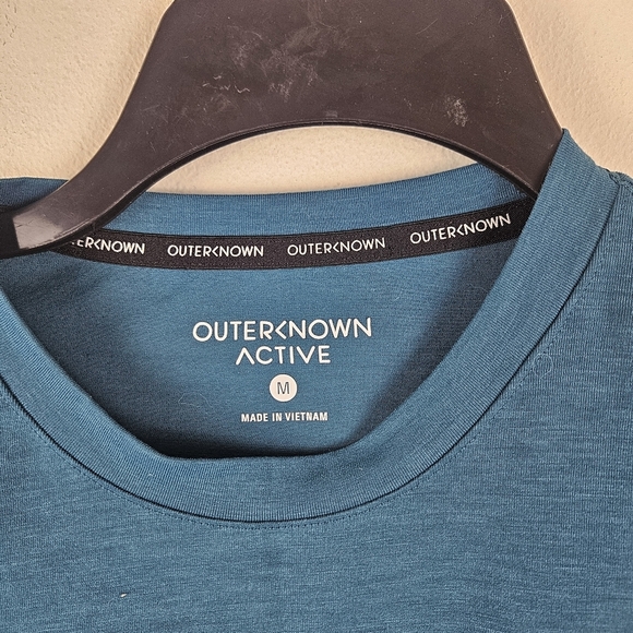 Outerknown active long Sleeved Shirt tee Size Medium Teal - Picture 4 of 7